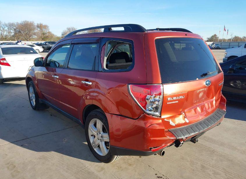 Photo 3 of 2010 Subaru Forester 2.5X PREMIUM (VIN JF2SH6CC0AH782458)