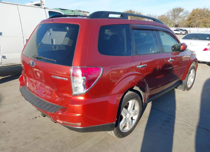 Photo 4 of 2010 Subaru Forester 2.5X PREMIUM (VIN JF2SH6CC0AH782458)