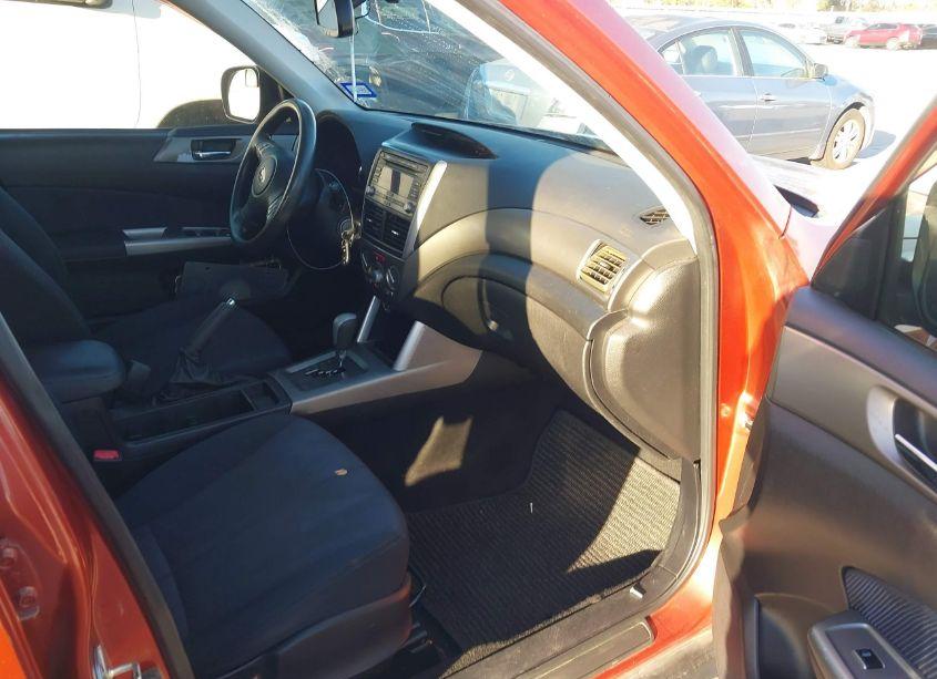 Photo 5 of 2010 Subaru Forester 2.5X PREMIUM (VIN JF2SH6CC0AH782458)