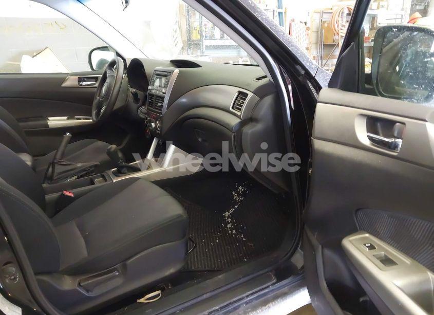 Photo 5 of 2010 Subaru Forester 2.5X PREMIUM (VIN JF2SH6CC1AG728883)