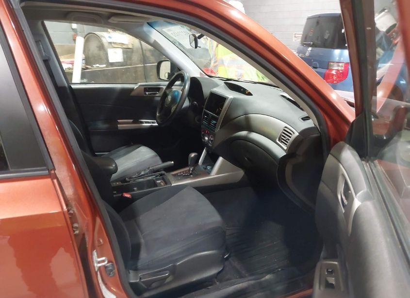 Photo 5 of 2010 Subaru Forester 2.5X PREMIUM (VIN JF2SH6CC1AH704433)