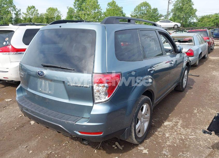 Photo 4 of 2010 Subaru Forester 2.5X PREMIUM (VIN JF2SH6CC1AH722642)