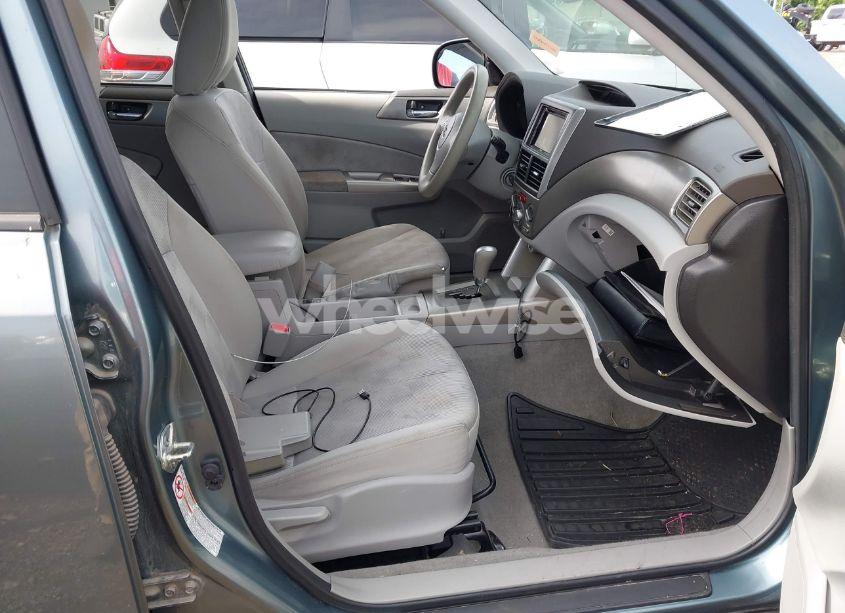 Photo 5 of 2010 Subaru Forester 2.5X PREMIUM (VIN JF2SH6CC1AH722642)