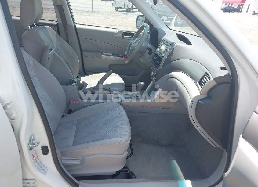 Photo 5 of 2010 Subaru Forester 2.5X PREMIUM (VIN JF2SH6CC1AH723399)