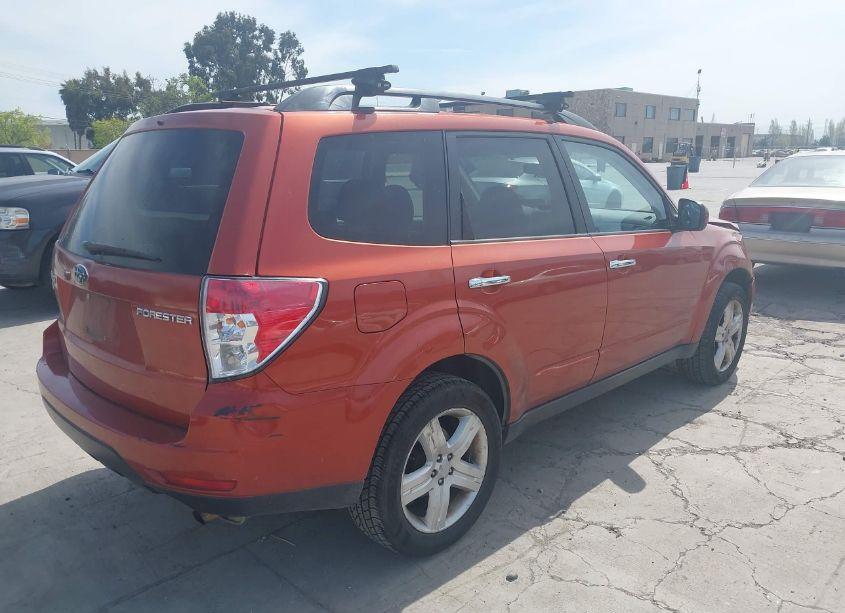 Photo 4 of 2010 Subaru Forester 2.5X PREMIUM (VIN JF2SH6CC1AH741210)