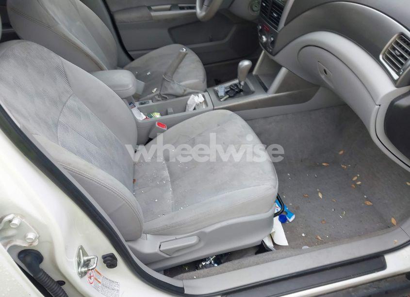 Photo 5 of 2010 Subaru Forester 2.5X PREMIUM (VIN JF2SH6CC1AH788110)