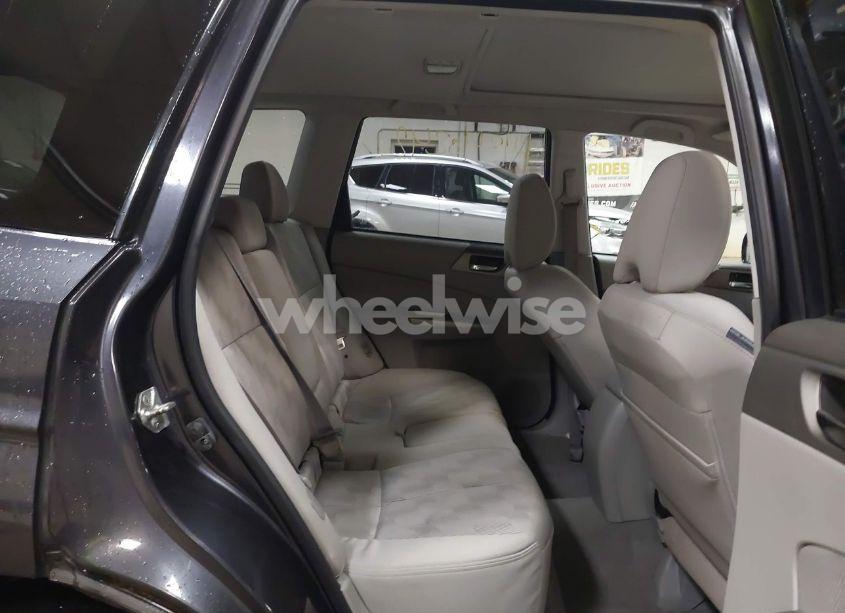 Photo 8 of 2010 Subaru Forester 2.5X PREMIUM (VIN JF2SH6CC1AH790052)