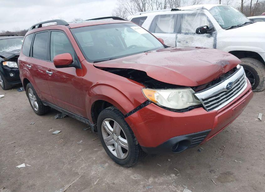 2010 Subaru Forester 2.5X PREMIUM (VIN JF2SH6CC1AH799690) main photo