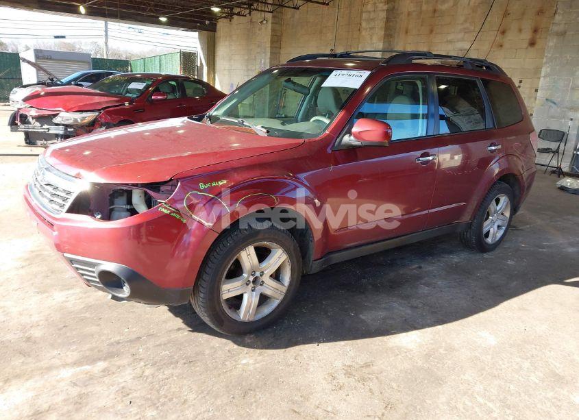 Photo 2 of 2010 Subaru Forester 2.5X PREMIUM (VIN JF2SH6CC2AH720057)