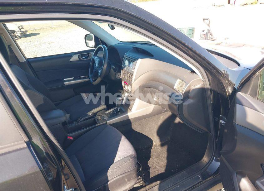 Photo 5 of 2010 Subaru Forester 2.5X PREMIUM (VIN JF2SH6CC2AH730085)