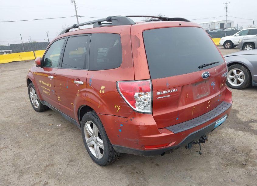 Photo 3 of 2010 Subaru Forester 2.5X PREMIUM (VIN JF2SH6CC2AH743127)