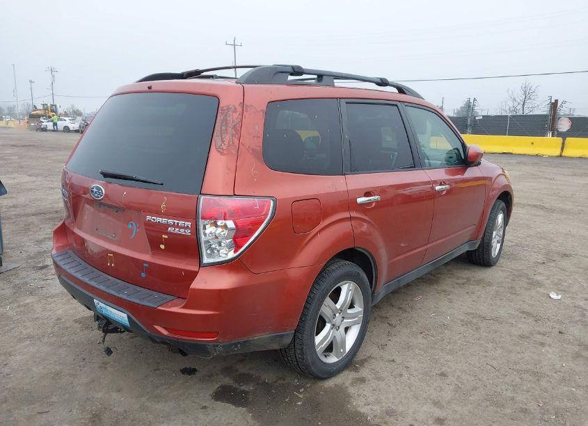 Photo 4 of 2010 Subaru Forester 2.5X PREMIUM (VIN JF2SH6CC2AH743127)