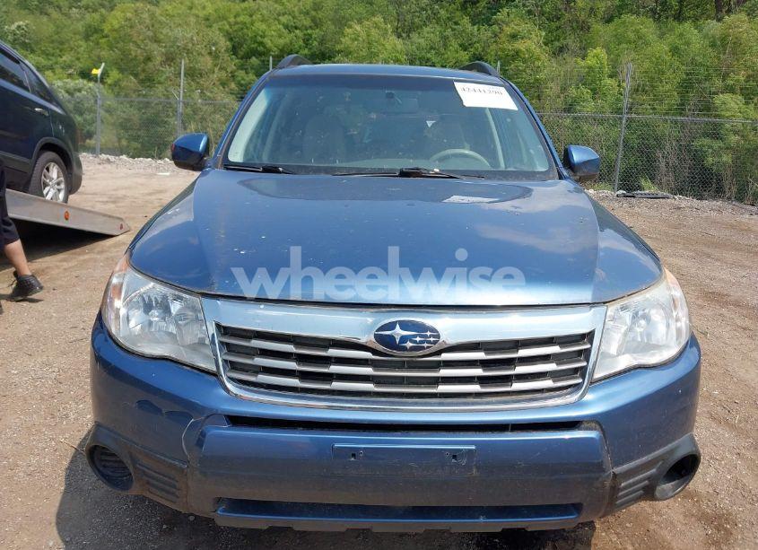 Photo 6 of 2010 Subaru Forester 2.5X PREMIUM (VIN JF2SH6CC2AH744486)