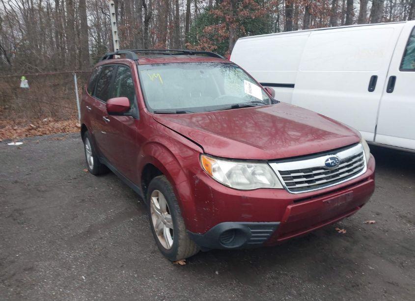 2010 Subaru Forester 2.5X PREMIUM (VIN JF2SH6CC2AH789704) main photo