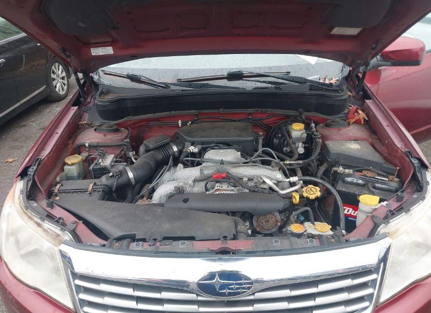 Photo 10 of 2010 Subaru Forester 2.5X PREMIUM (VIN JF2SH6CC2AH789704)