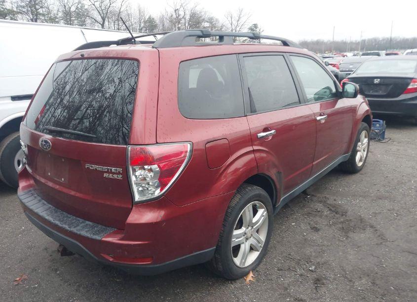 Photo 4 of 2010 Subaru Forester 2.5X PREMIUM (VIN JF2SH6CC2AH789704)