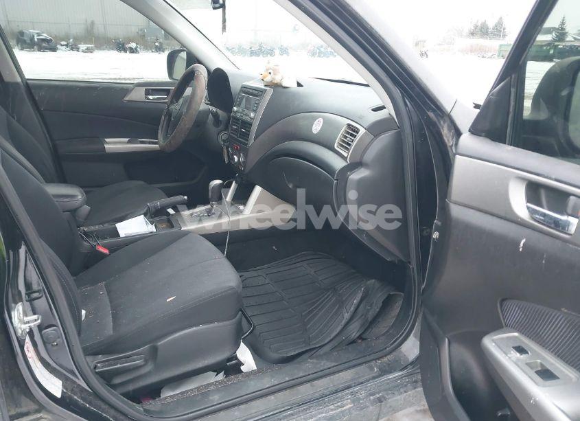 Photo 5 of 2010 Subaru Forester 2.5X PREMIUM (VIN JF2SH6CC2AH793994)