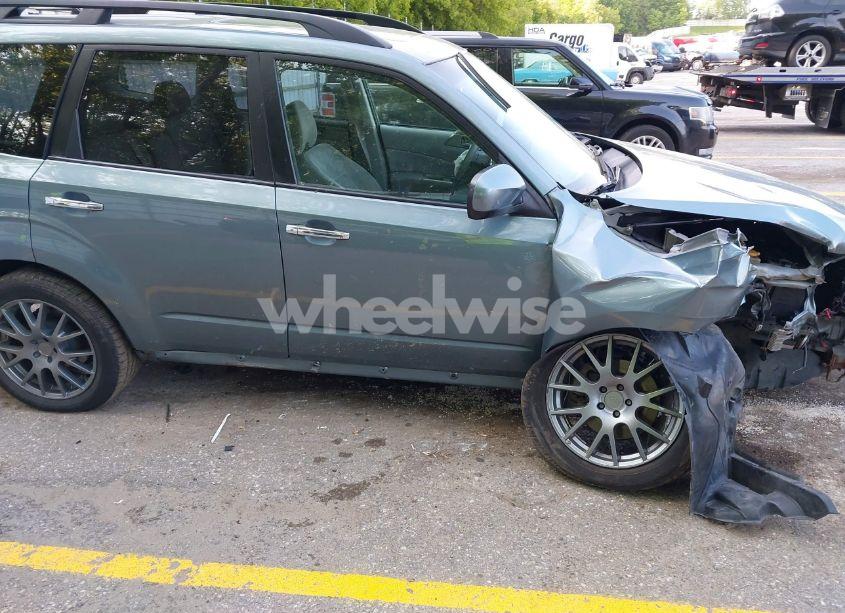 Photo 6 of 2010 Subaru Forester 2.5X PREMIUM (VIN JF2SH6CC3AG759729)