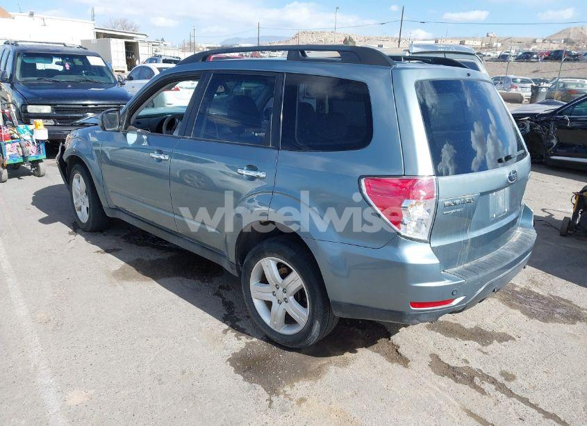Photo 3 of 2010 Subaru Forester 2.5X PREMIUM (VIN JF2SH6CC3AH714123)