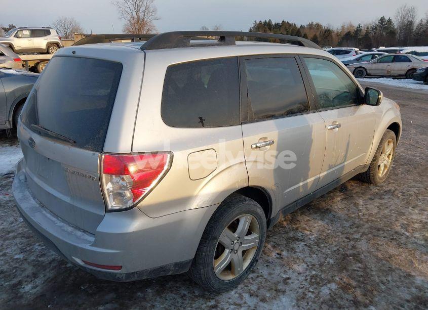 Photo 4 of 2010 Subaru Forester 2.5X PREMIUM (VIN JF2SH6CC3AH750426)