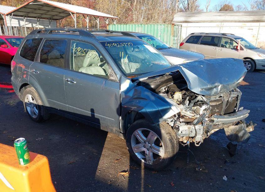 2010 Subaru Forester 2.5X PREMIUM (VIN JF2SH6CC3AH770529) main photo