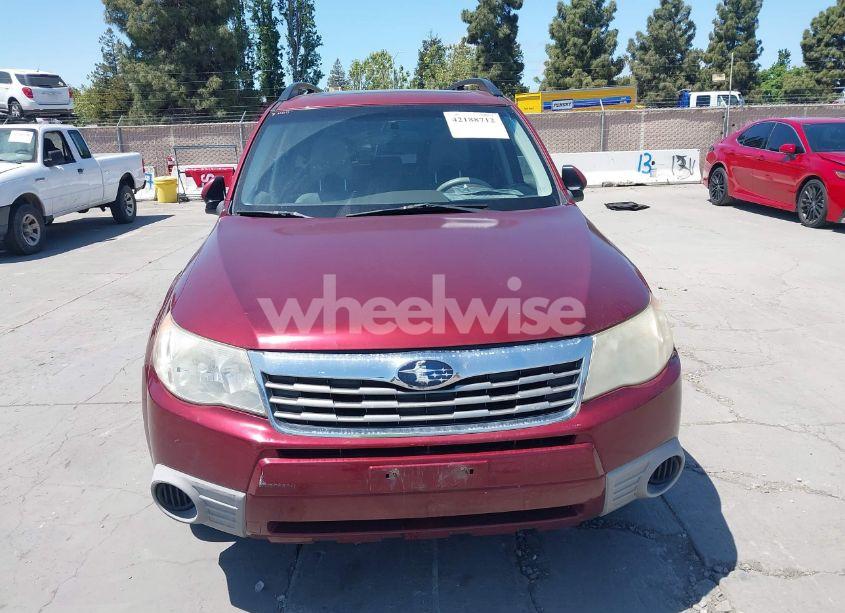 Photo 6 of 2010 Subaru Forester 2.5X PREMIUM (VIN JF2SH6CC3AH786827)