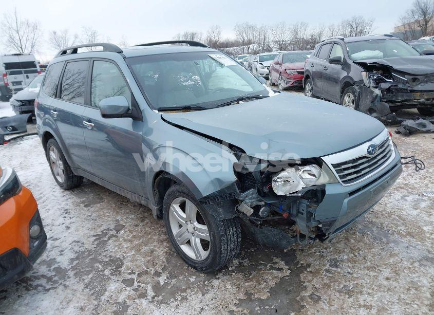 2010 Subaru Forester 2.5X PREMIUM (VIN JF2SH6CC3AH794703) main photo