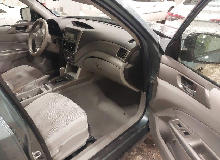 Photo 5 of 2010 Subaru Forester 2.5X PREMIUM (VIN JF2SH6CC4AH719573)