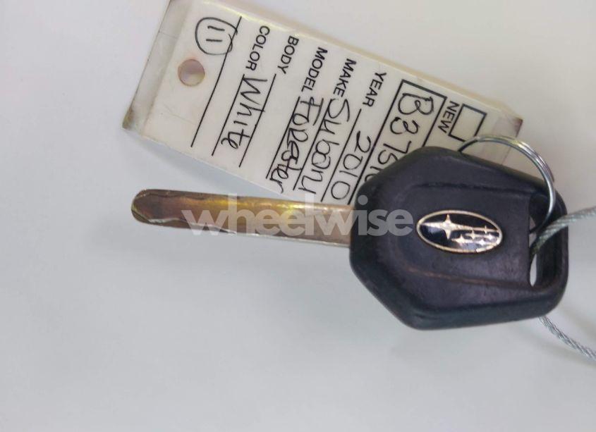 Photo 11 of 2010 Subaru Forester 2.5X PREMIUM (VIN JF2SH6CC4AH751097)