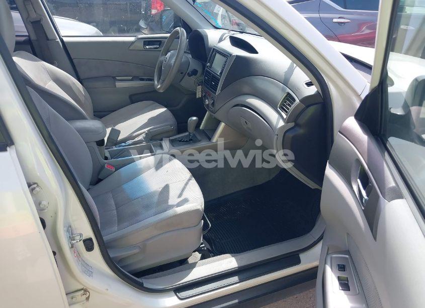 Photo 5 of 2010 Subaru Forester 2.5X PREMIUM (VIN JF2SH6CC4AH751097)