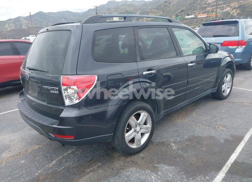 Photo 4 of 2010 Subaru Forester 2.5X PREMIUM (VIN JF2SH6CC4AH801271)