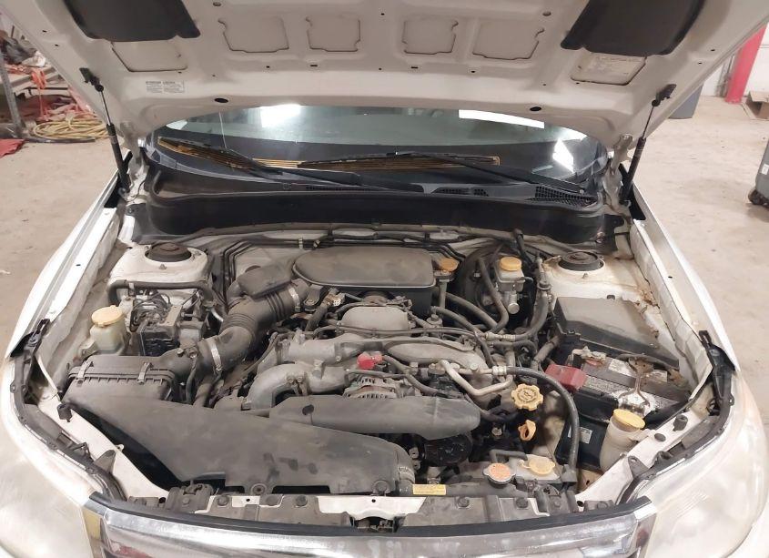 Photo 10 of 2010 Subaru Forester 2.5X PREMIUM (VIN JF2SH6CC5AG711388)