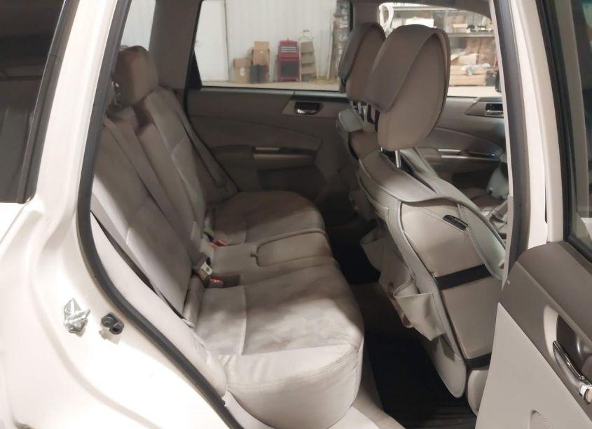 Photo 8 of 2010 Subaru Forester 2.5X PREMIUM (VIN JF2SH6CC5AG711388)
