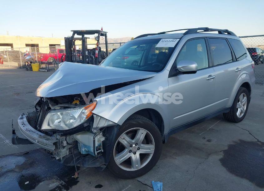 Photo 2 of 2010 Subaru Forester 2.5X PREMIUM (VIN JF2SH6CC5AG904365)
