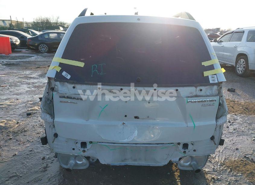 Photo 6 of 2010 Subaru Forester 2.5X PREMIUM (VIN JF2SH6CC5AH718948)