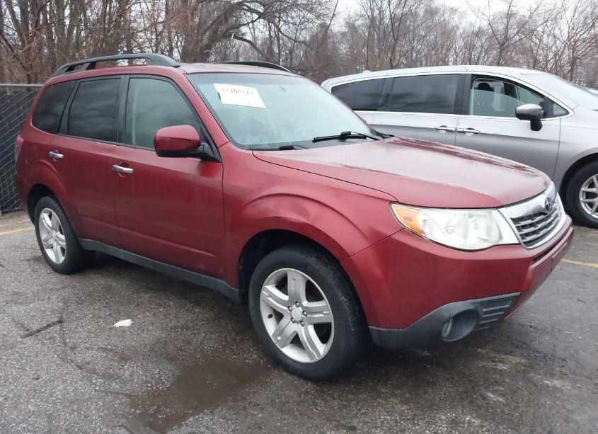 2010 Subaru Forester 2.5X PREMIUM (VIN JF2SH6CC5AH731215) main photo