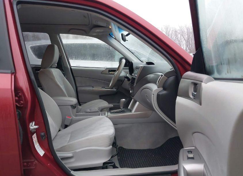 Photo 5 of 2010 Subaru Forester 2.5X PREMIUM (VIN JF2SH6CC5AH731215)