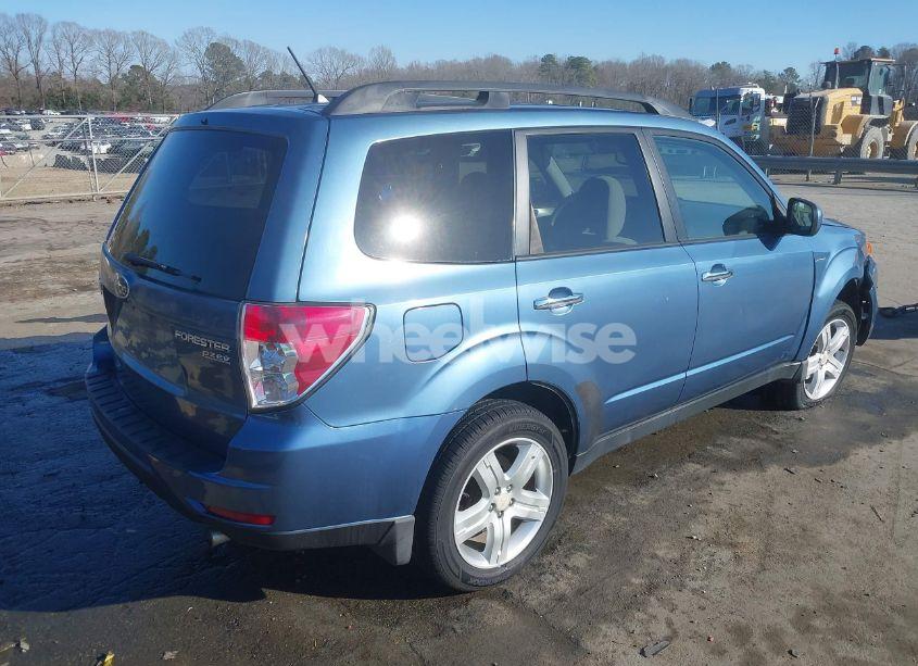 Photo 4 of 2010 Subaru Forester 2.5X PREMIUM (VIN JF2SH6CC5AH800582)