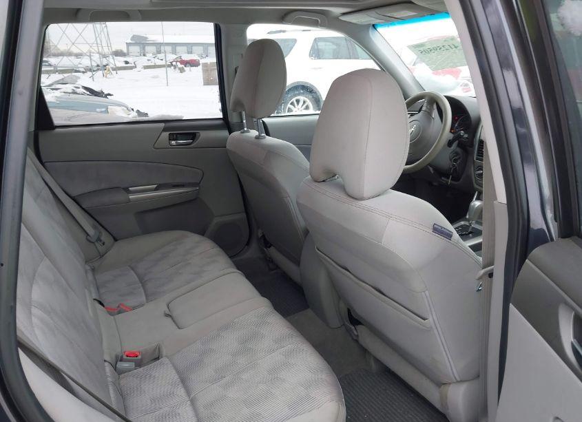 Photo 8 of 2010 Subaru Forester 2.5X PREMIUM (VIN JF2SH6CC5AH902643)