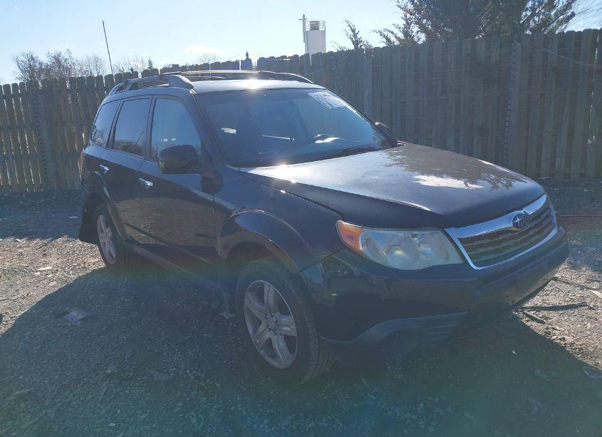 2010 Subaru Forester 2.5X PREMIUM (VIN JF2SH6CC5AH911097) main photo