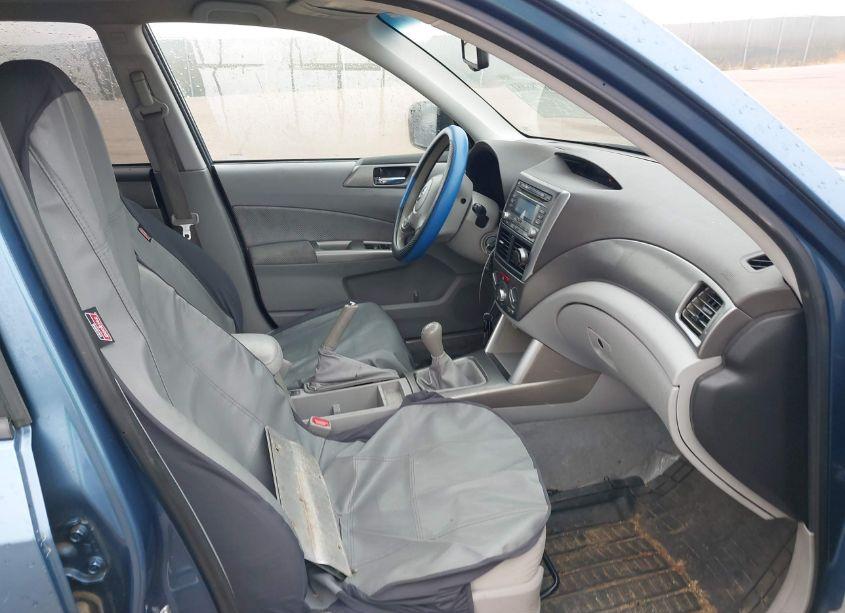 Photo 5 of 2010 Subaru Forester 2.5X PREMIUM (VIN JF2SH6CC6AG713912)