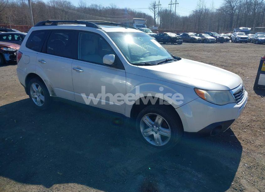 2010 Subaru Forester 2.5X PREMIUM (VIN JF2SH6CC6AG906755) main photo