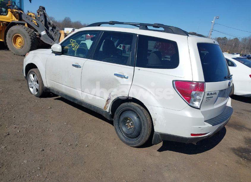 Photo 3 of 2010 Subaru Forester 2.5X PREMIUM (VIN JF2SH6CC6AG906755)