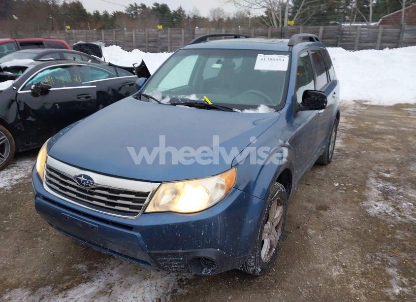 Photo 2 of 2010 Subaru Forester 2.5X PREMIUM (VIN JF2SH6CC6AH747178)