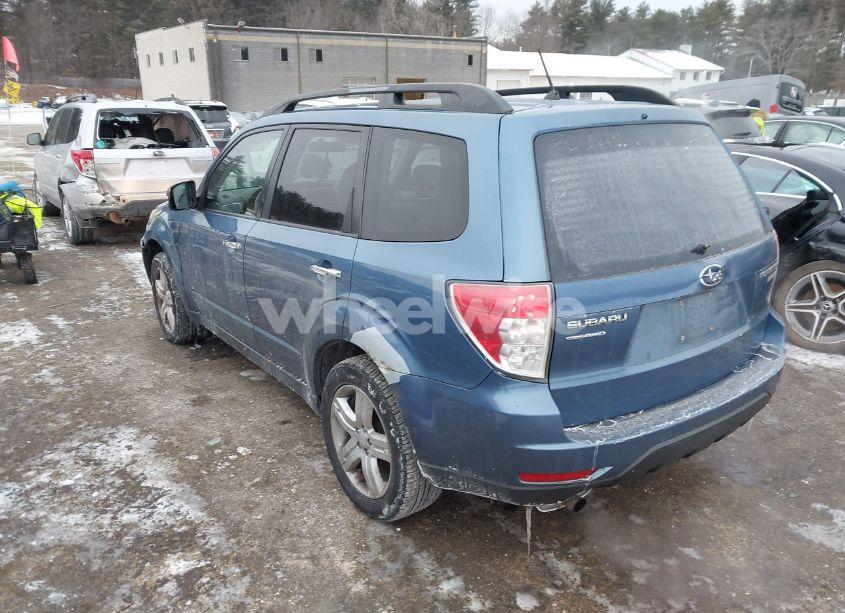 Photo 3 of 2010 Subaru Forester 2.5X PREMIUM (VIN JF2SH6CC6AH747178)