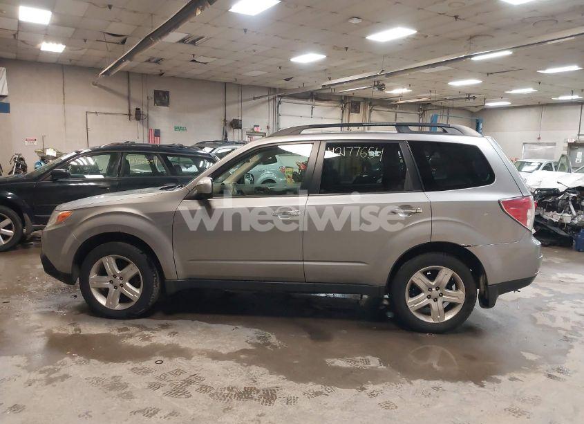 Photo 12 of 2010 Subaru Forester 2.5X PREMIUM (VIN JF2SH6CC6AH754230)