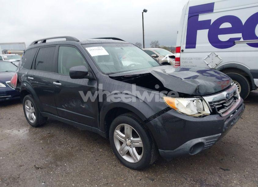 2010 Subaru Forester 2.5X PREMIUM (VIN JF2SH6CC6AH760299) main photo