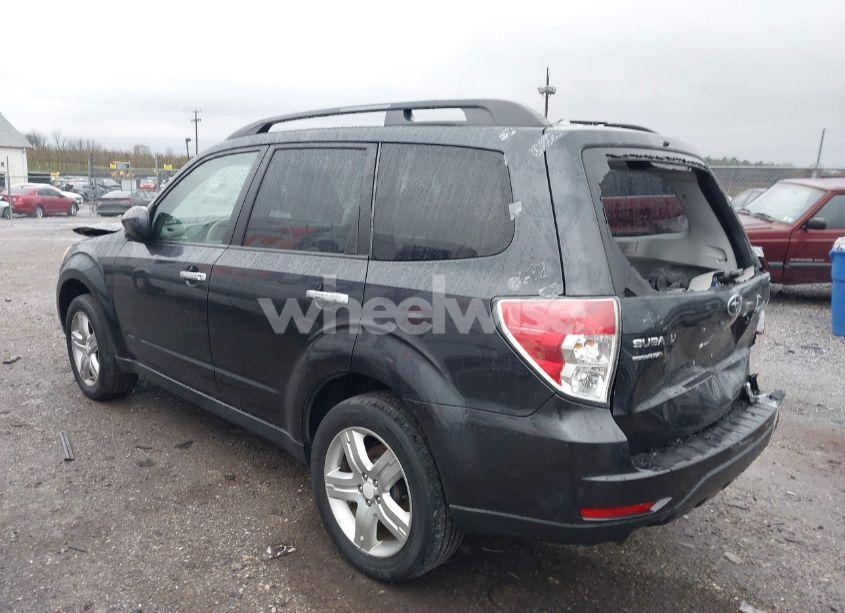 Photo 3 of 2010 Subaru Forester 2.5X PREMIUM (VIN JF2SH6CC6AH760299)