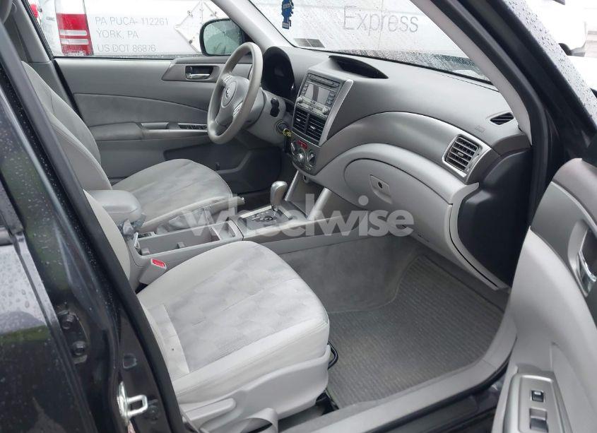 Photo 5 of 2010 Subaru Forester 2.5X PREMIUM (VIN JF2SH6CC6AH760299)