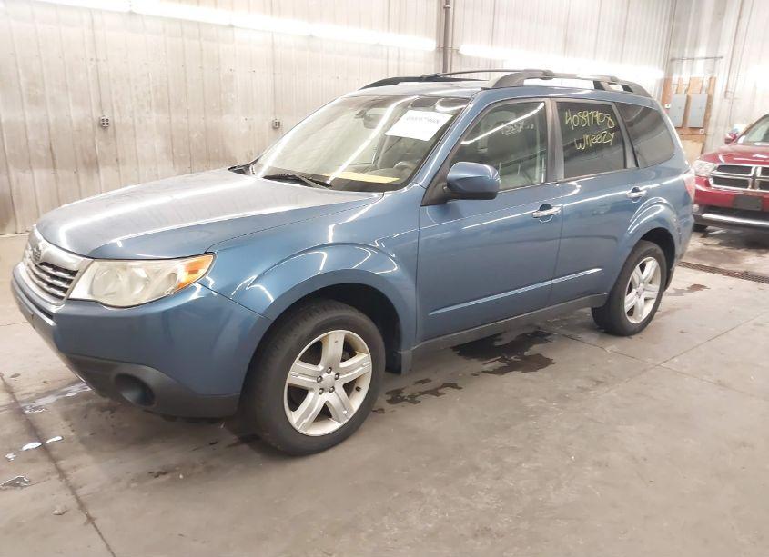 Photo 2 of 2010 Subaru Forester 2.5X PREMIUM (VIN JF2SH6CC6AH778687)